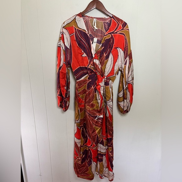 By Anthropologie Printed Wrap Dress size SM silky satin new midi long sleeve - Picture 6 of 10